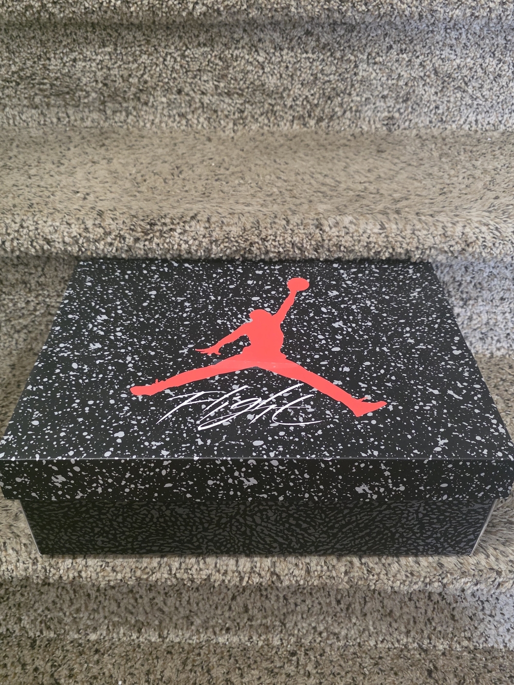 Jordan Men’s White and University Blue Spizike Basketball Shoes - Picture 2 of 15
